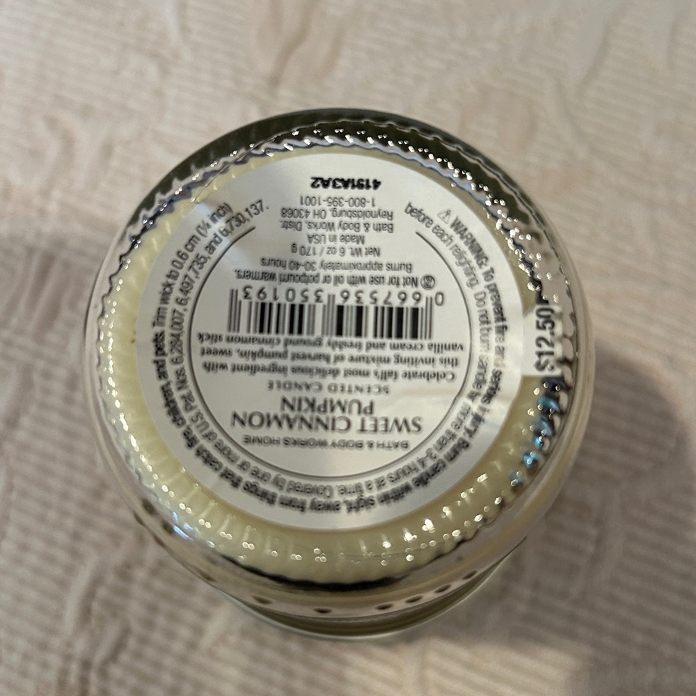 Assorted candle bundle! - Picture 5 of 11